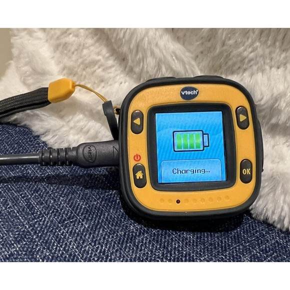 Vtech Kidizoom Yellow Action All Weather Digital Camera With Accessories & Case - Picture 8 of 15